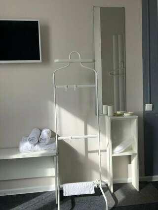 Гостиница Линдсей Москва Двухместный номер с 1 кроватью и общей ванной комнатой-3