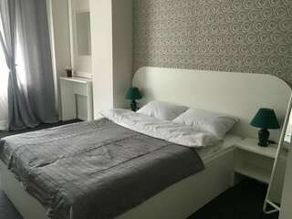 Гостиница Линдсей Москва Улучшенный двухместный номер с 1 кроватью-5