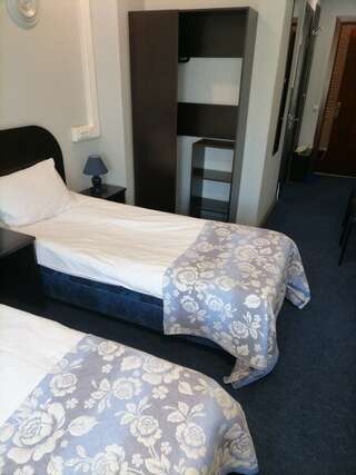 Гостиница Линдсей Москва стандарт с двумя раздельными кроватями-3