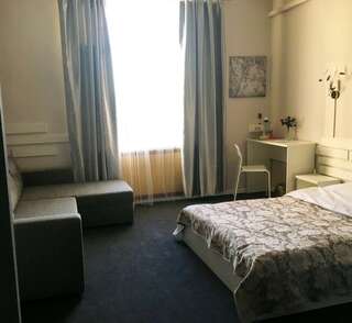 Гостиница Линдсей Москва классический семейный номер-4