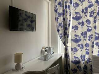 Гостиница Линдсей Москва одноместный номер с общей ванной комнатой-3