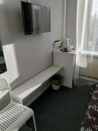 Гостиница Линдсей Москва Двухместный номер с 1 кроватью и общей ванной комнатой-1